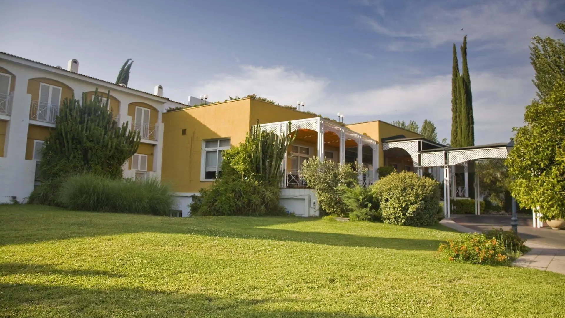Hotel Exe Las Adelfas Cordoue